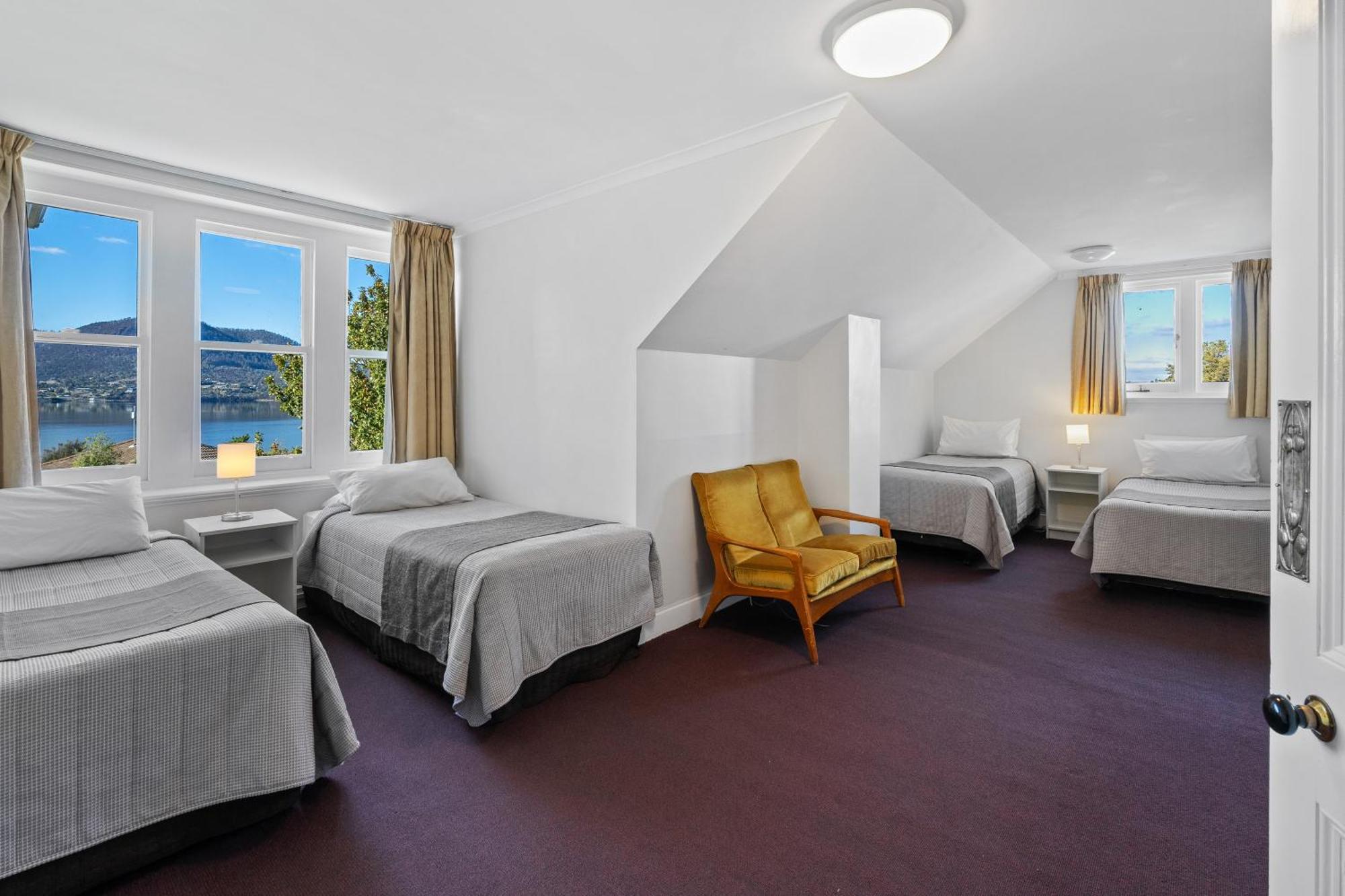 Riverfront Motel & Villas Хобарт Экстерьер фото